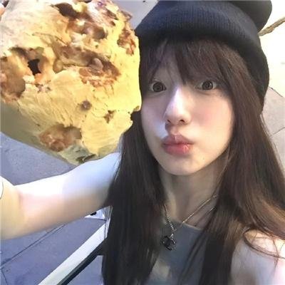 消逝于黑暗中